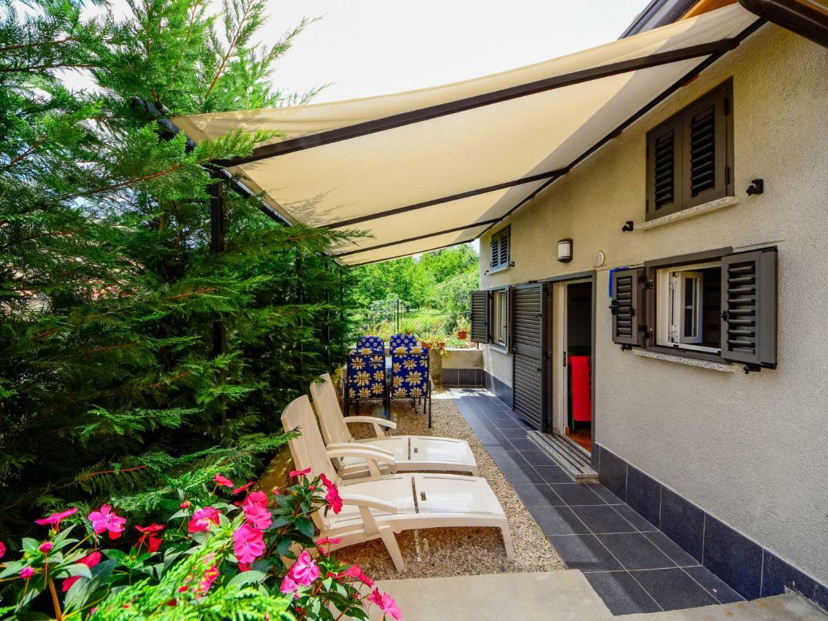 Holiday Home Karolina By Interhome Opric Экстерьер фото